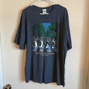 Vintage Shedd Aquarium Beatles Themed Penguin Graphic T-Shirt size XL